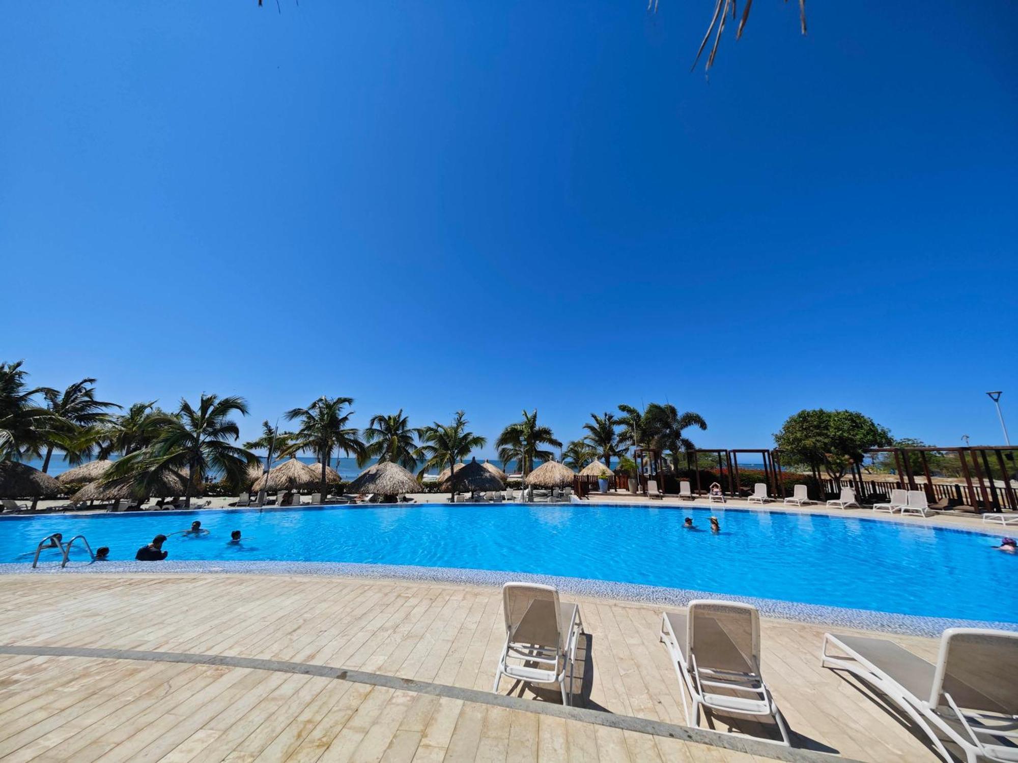 Lujoso Apto En Pozos Colorados Samaria Club De Playa Apartment
